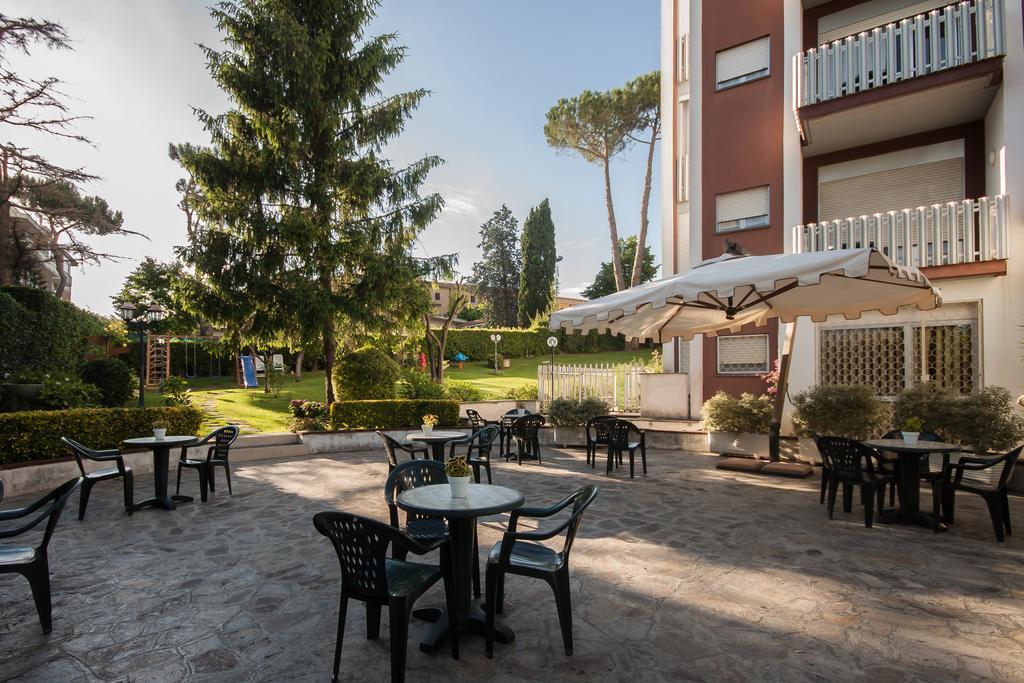 Park Hotel Dei Massimi Rome Exterior photo